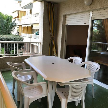 Apartamento En Alquiler Parque 8, Playa De Gandia Exteriér fotografie